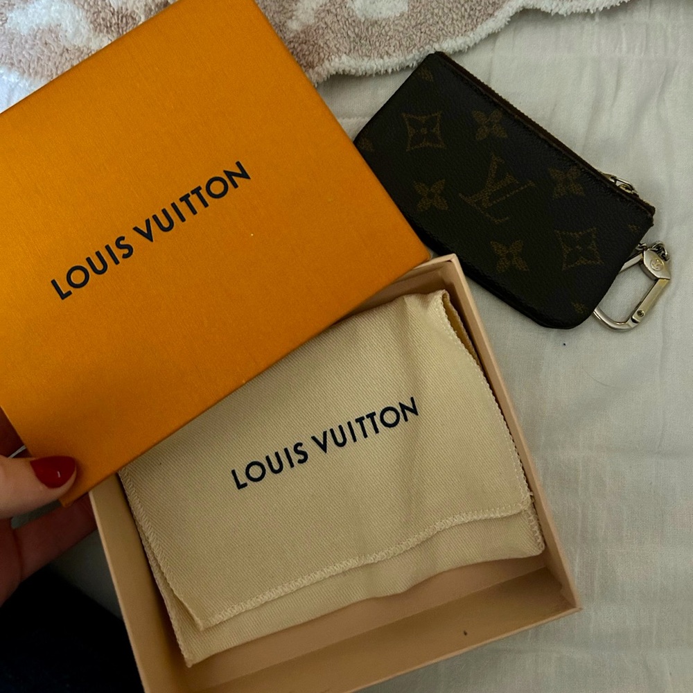 Used LV Key Pouch